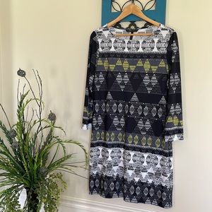 BCBG MAXAZRIA Geometrical Shift Dress | Size Large